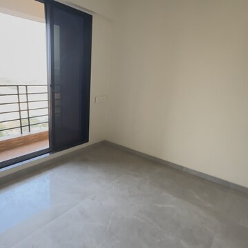 Room in 1 BHK Apartment at Shree Ostwal Horizon, Mira Road – for Rent