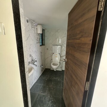 Bathroom in 1 BHK Apartment at Shree Ostwal Horizon, Mira Road – for Rent