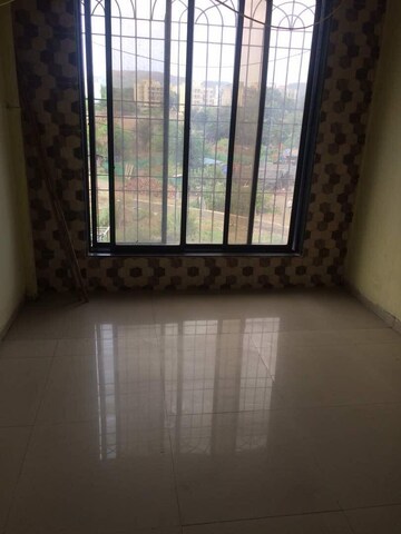 Room in 2 BHK Apartment at Chamunda Residency, Ghansoli – for Rent