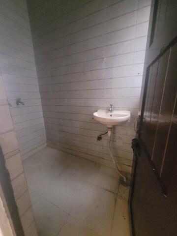 Bathroom in 1 BHK Apartment at Janakpuri – for Rent