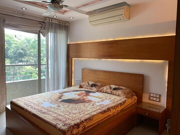 Bedroom in 2.5 BHK Apartment at Oberoi Realty Splendor, Jogeshwari East – for Rent