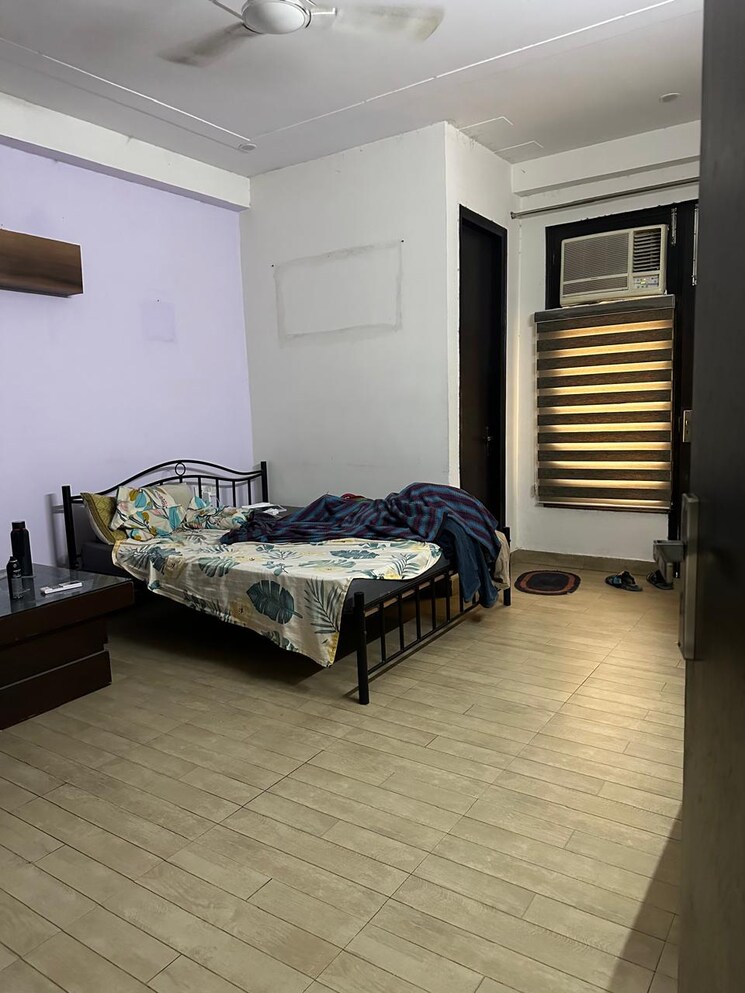 Bedroom, vipul-world-floors 3 Bedroom 1500 Sq.Ft. Builder Floor In Sector 48 Gurgaon 8127042