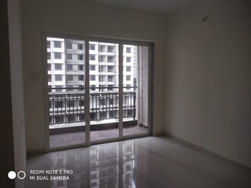 Room in 1 BHK Apartment at Kolte Patil Life Republic, Hinjewadi – for Rent
