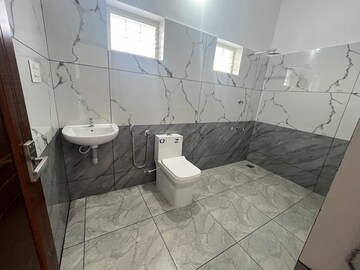 Bathroom in 4 BHK Villa at Ollur – for Sale