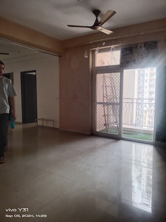 2 BHK Apartment For Resale in Gaur City 2 - 11th Avenue Sector 16c Greater Noida Greater Noida  8127096