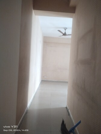 2 BHK Apartment For Resale in Gaur City 2 - 11th Avenue Sector 16c Greater Noida Greater Noida  8127096