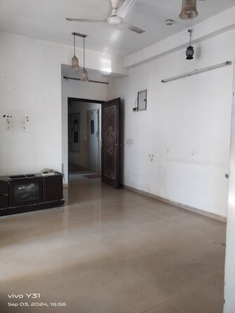 2 BHK Apartment For Resale in Gaur City 2 - 11th Avenue Sector 16c Greater Noida Greater Noida  8127096