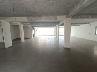 Commercial Showroom 2700 Sq.Ft. For Rent in Koyambedu Chennai  8127111