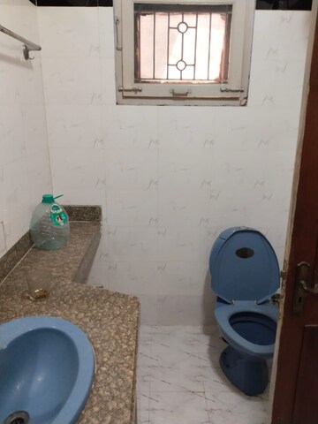 Bathroom in 2 BHK Builder Floor at Ansal Plaza Sector-23, Sector 23 – for Rent