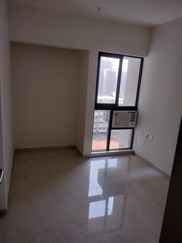 Room in 2 BHK Apartment at Lodha Crown Quality Homes, Majiwada – for Rent