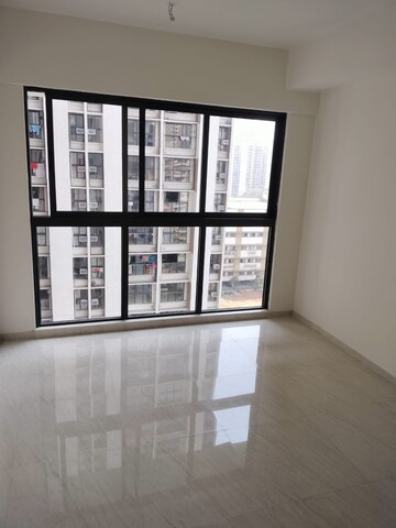 Room in 2 BHK Apartment at Lodha Crown Quality Homes, Majiwada – for Rent