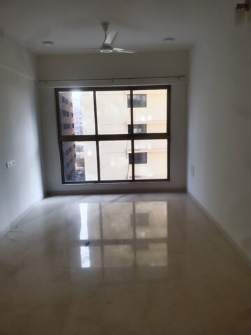 Room in 2 BHK Apartment at Rajesh Raj Infinia, Malad West – for Rent
