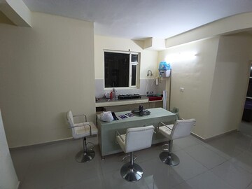 2 BHK Apartment For Rent in Pyramid Elite, Sector 86