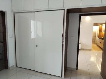 Room in 3 BHK Apartment at Brigade El Dorado, Bagaluru  – for Rent