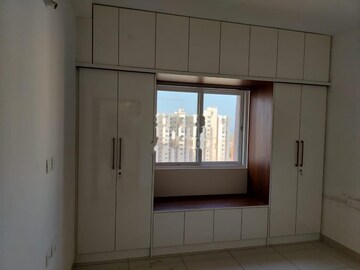 Room in 3 BHK Apartment at Brigade El Dorado, Bagaluru  – for Rent
