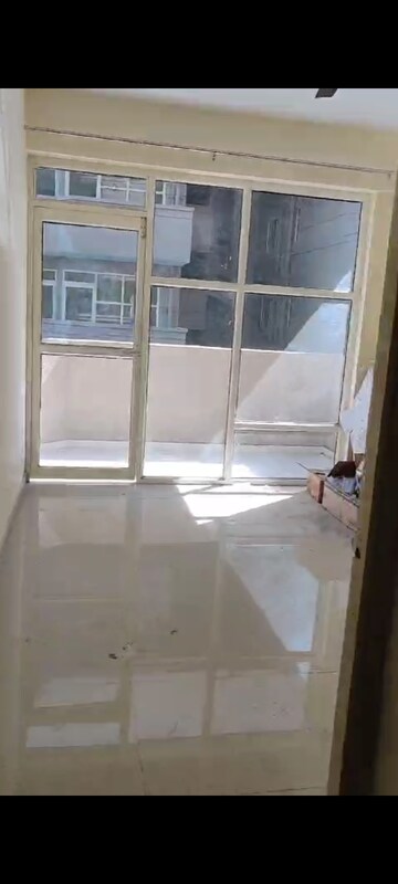 Bathroom in 2 BHK Apartment at Pyramid Heights, Sector 85 – for Rent