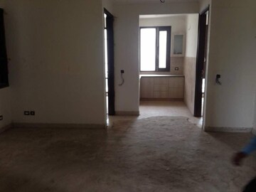 Room in 6+ BHK Independent House at Raheja Vedas, Sector 108 – for Rent