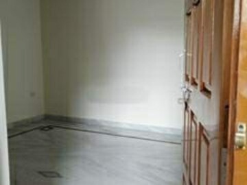  6+ BHK Independent House at Aliganj – for Sale