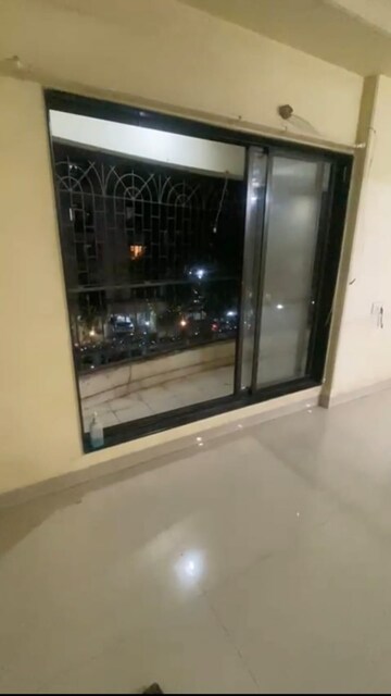 Bedroom in 3 BHK Apartment at Chembur – for Rent