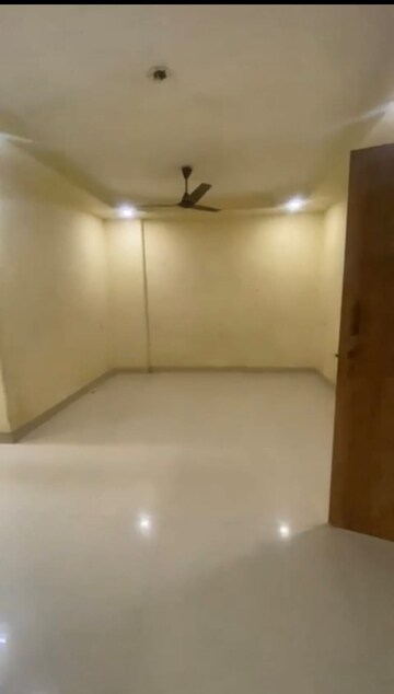 Bedroom in 3 BHK Apartment at Chembur – for Rent