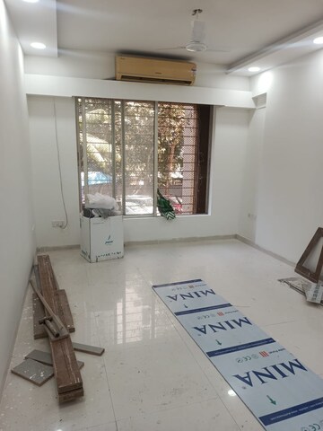 Room in 2 BHK Apartment at Group Seven Rushi Heights, Goregaon East – for Sale