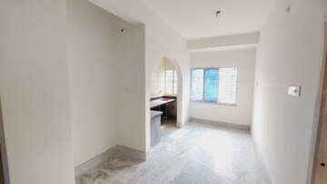 Room in 2 BHK Builder Floor at Sodepur – for Sale