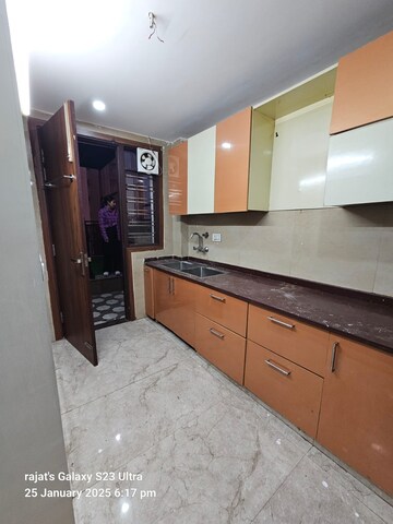 Kitchen in 2 BHK Builder Floor at Sector 57 – for Rent