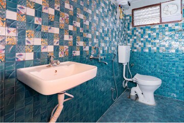 Team Area in 3 BHK Apartment at Puppalaguda – for Rent