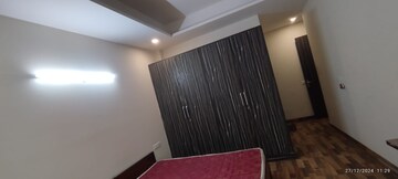 Furnished Amenities in 3 BHK Apartment at Sector 57 – for Rent