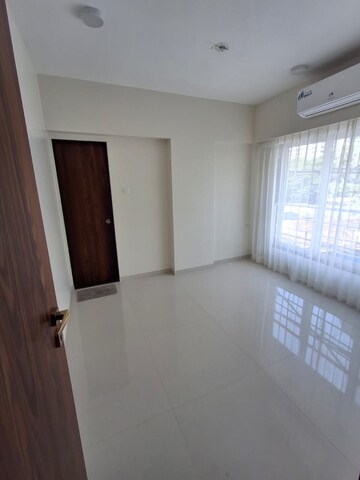 Bedroom in 1 BHK Apartment at Chembur – for Sale