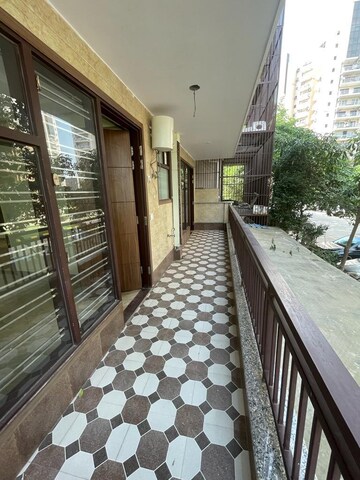 Balcony in 2 BHK Builder Floor at Sector 57 – for Rent