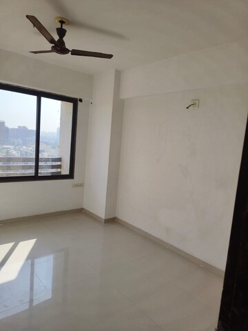 Room in 3 BHK Apartment at Science City – for Sale