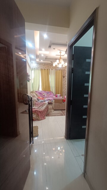 Bathroom in 3 BHK Apartment at Gaur Saundaryam, Tech Zone 4 Greater Noida – for Rent