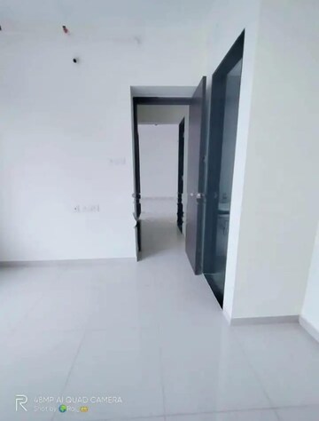 Room in 2 BHK Apartment at Kolte Patil R10, Hinjewadi – for Rent