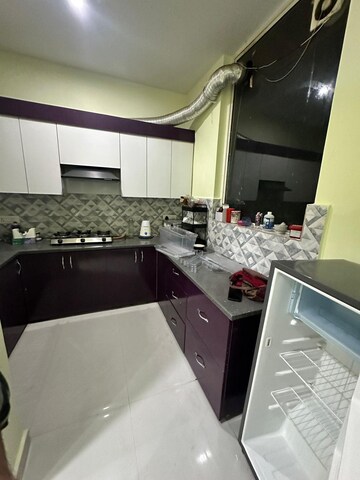 Master Bedroom in 2 BHK Apartment at Ansal Sushant Lok I, Sector 43 – for Rent