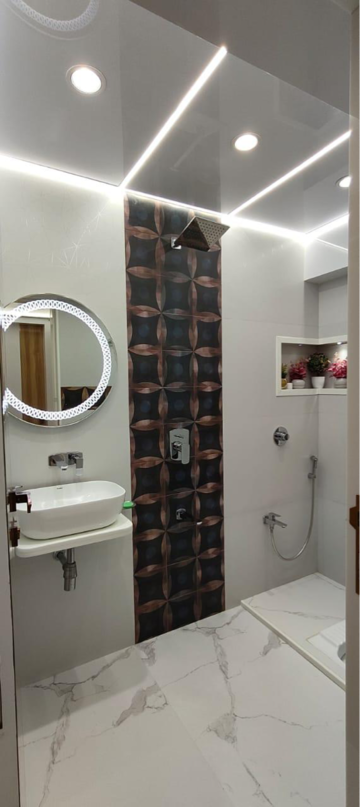 Bathroom in 2 BHK Apartment at Lodha Amara Wing 40 And 41, Sandoz Baug – for Rent