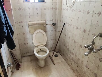 Bathroom in  Pg at Vashi – for Rent