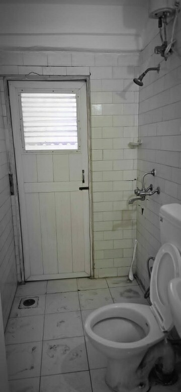 Bathroom in 3 BHK Apartment at Jalvayu Vihar Powai, Powai – for Sale