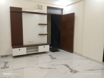 Room in 2 BHK Builder Floor at Hsr Layout – for Rent