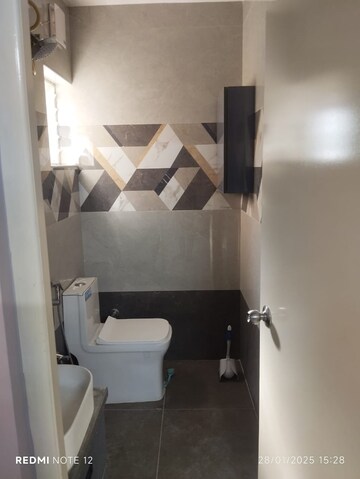 Master Bedroom in 2 BHK Builder Floor at Hsr Layout – for Rent