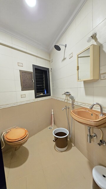 Attached Bathroom in 3 BHK Apartment at Chitra Vihar – for Rent