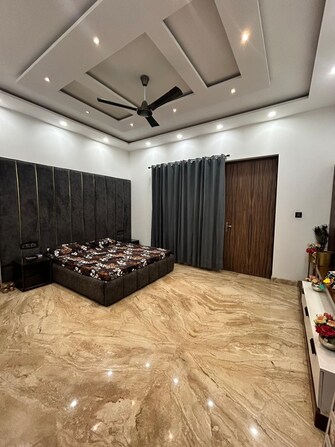 4 BHK Builder Floor For Rent in Sector 9 Faridabad  8127708