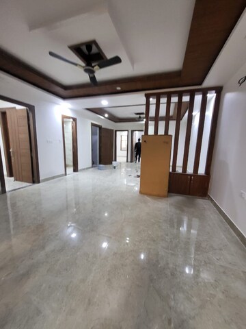 Room in 3 BHK Builder Floor at Ashoka Enclave – for Rent