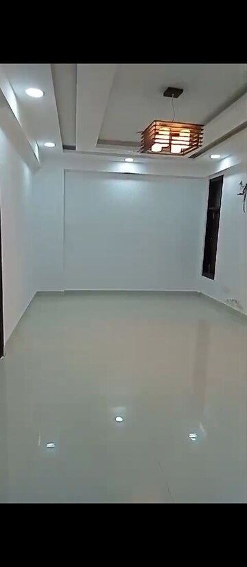 Room in 3 BHK Builder Floor at Mehrauli – for Sale