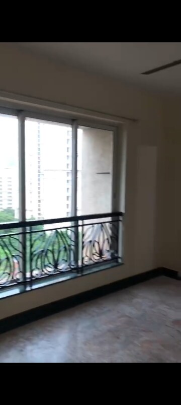 2 BHK Apartment For Resale in Hiranandani Meadows Manpada Thane  8127797