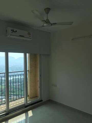 Room in 2 BHK Apartment at Rustomjee Urbania Acura, Majiwada – for Sale