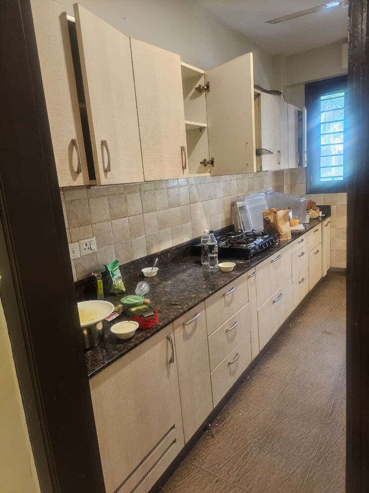 Kitchen, mahindra-luminare 3.5 Bedroom 3000 Sq.Ft. Apartment In Sector 59 Gurgaon 8128064