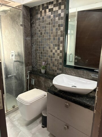 Bathroom in 3 BHK Apartment at Cenced Apartment Pali Hill, Pali Hill – for Rent