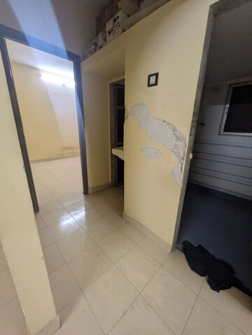 Building Lobby in 1 BHK Apartment at Neelkanth Park Kalyan, Kalyan West – for Rent