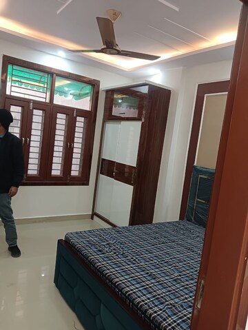 Bedroom in 2 BHK Builder Floor at Dwarka Mor – for Rent